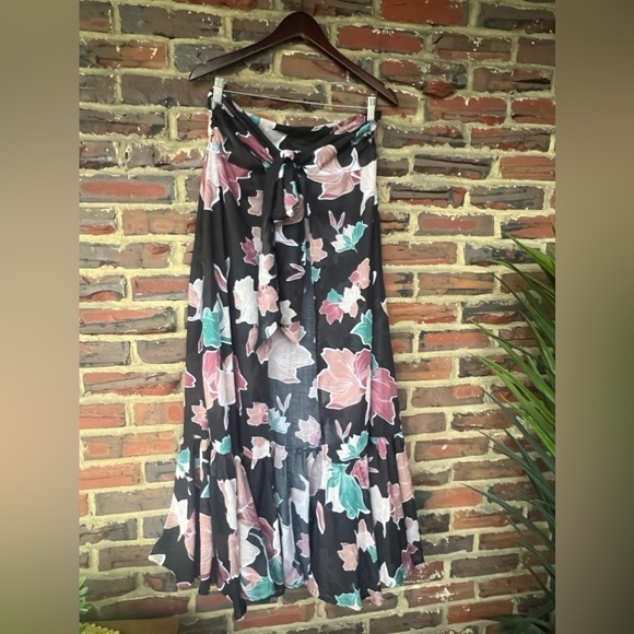 ÁNCORA Dressed to Swim Floral Maxi Skirt - Picture 3 of 8